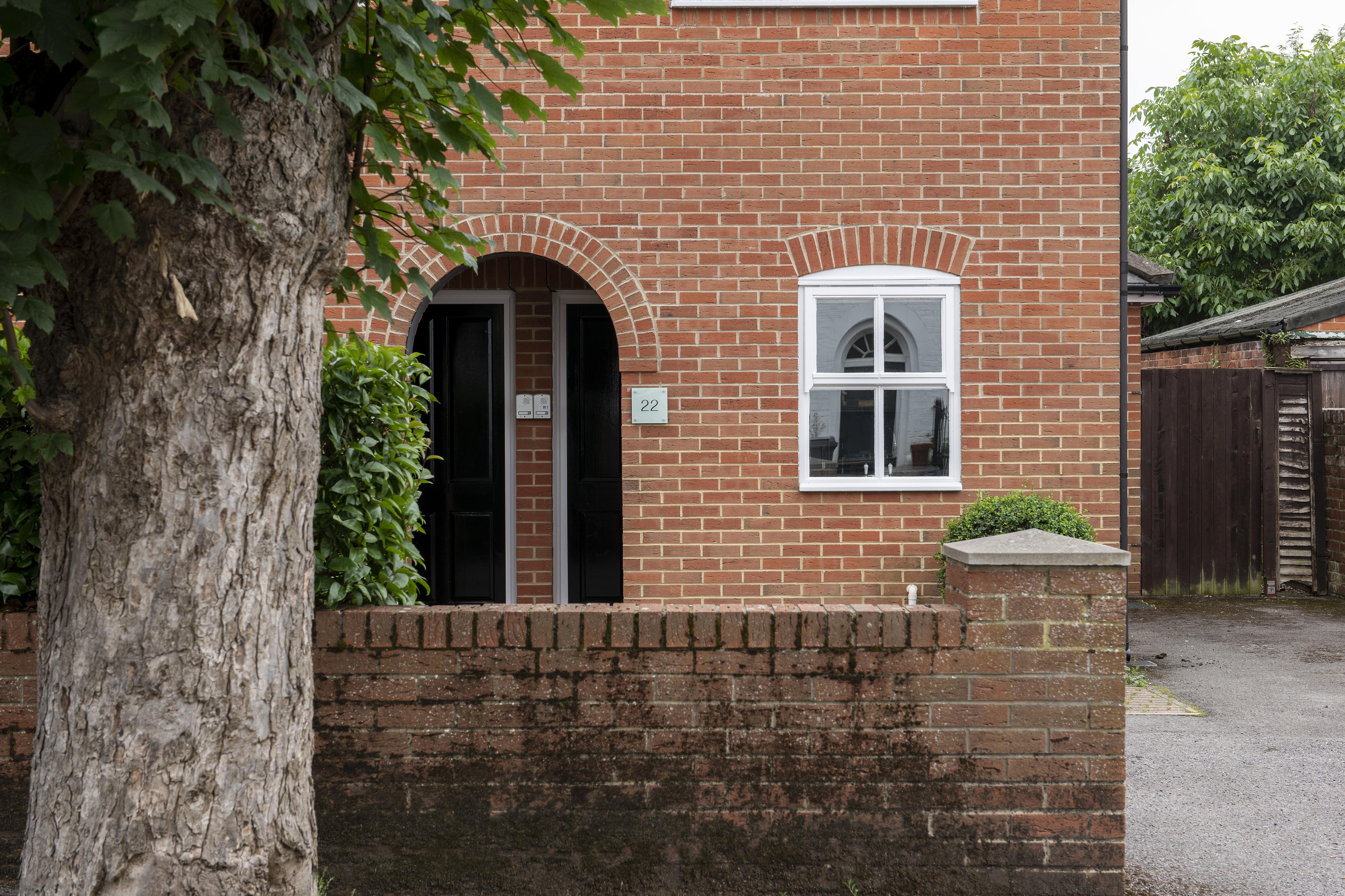 Saco Castle Crescent Reading
